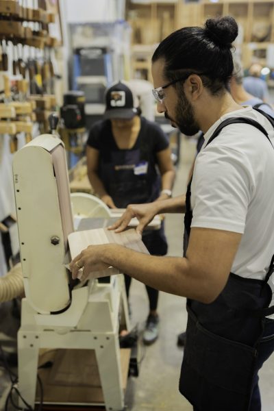 Rounding the corners on a sander